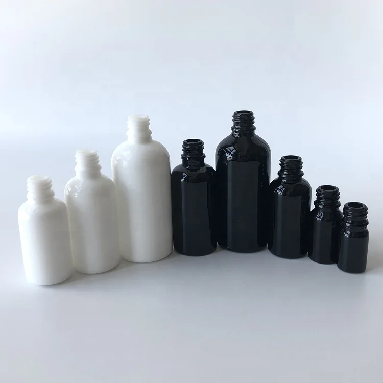 Ceramic Perfume Essential Oil Porcelain 100 ML White Glossy Opaque Spray Bottle With Silver Spray Pump Top