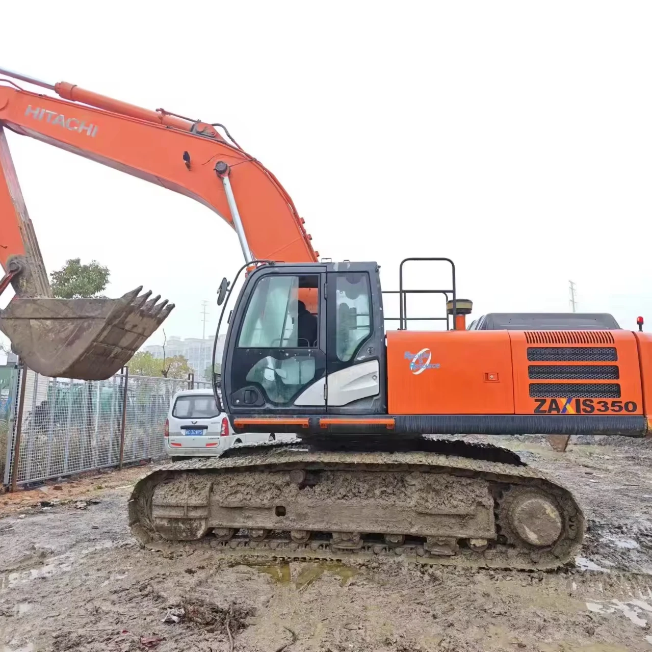 Hitachi Zx350h-5g гусеничный б/у большой экскаватор для тяжелой техники 35 т Zx350-5g 36 предоставлен японский Исузу