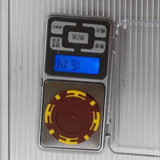 Custom Made 45mm Clay Casino Poker Chips for Sale Featuring Your Logo and 16G ABS Metal Durable Clay Poker Chips