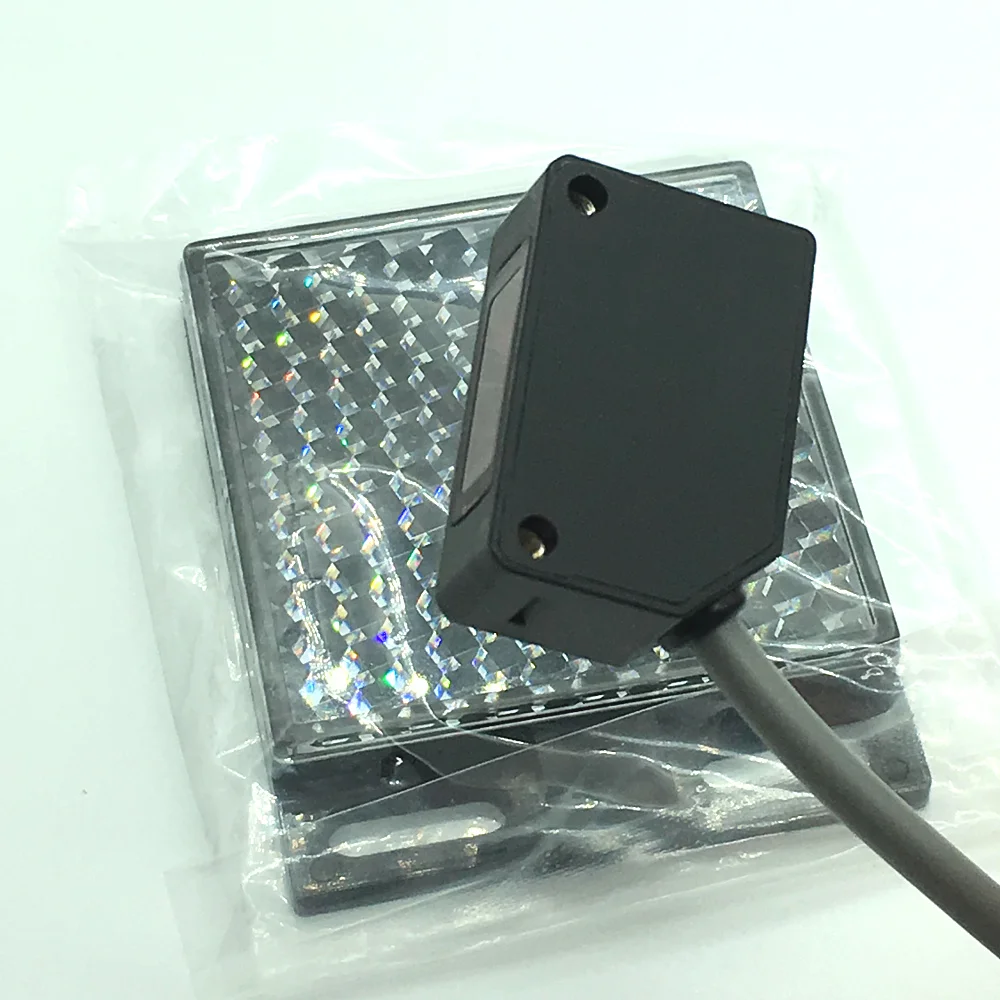 Good Price Original 10-30 V dc Sensing distance 0 to 2m with Reflector ZR-QX200P pnp photoelectric Sensor for Optex sensors