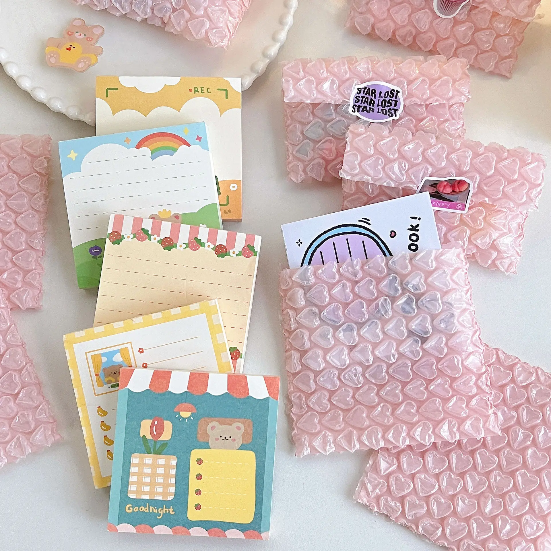 Love Heart Shaped Bubble Mailers Envelope Protective Wrap Plastic Shockproof Bag Foam Packing Bags Cushioning Bag