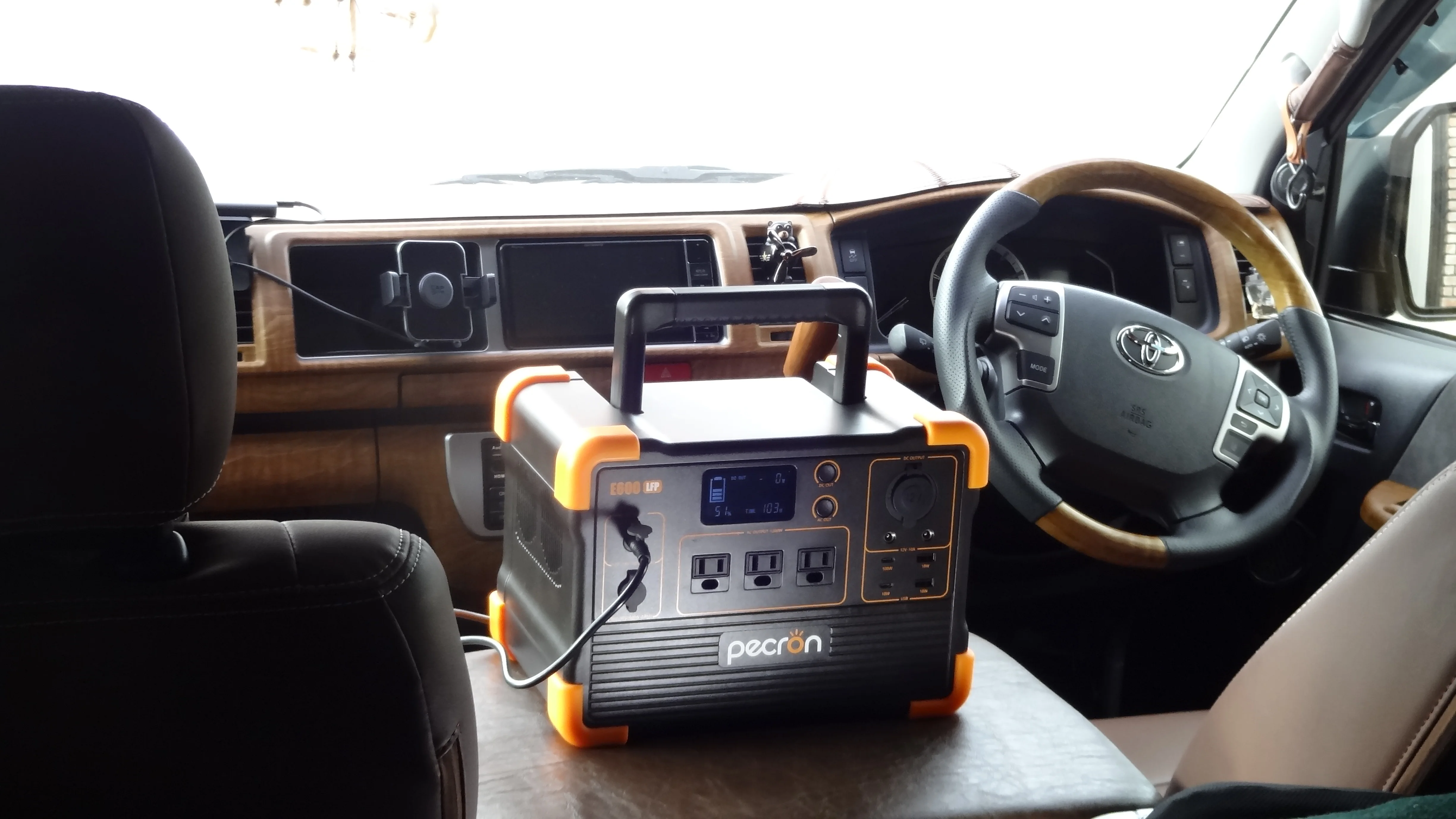 Pecron E600LFP Power Station Home , Superior Fast Charge Solar Generator, Emergency Power Supply for Outdoor