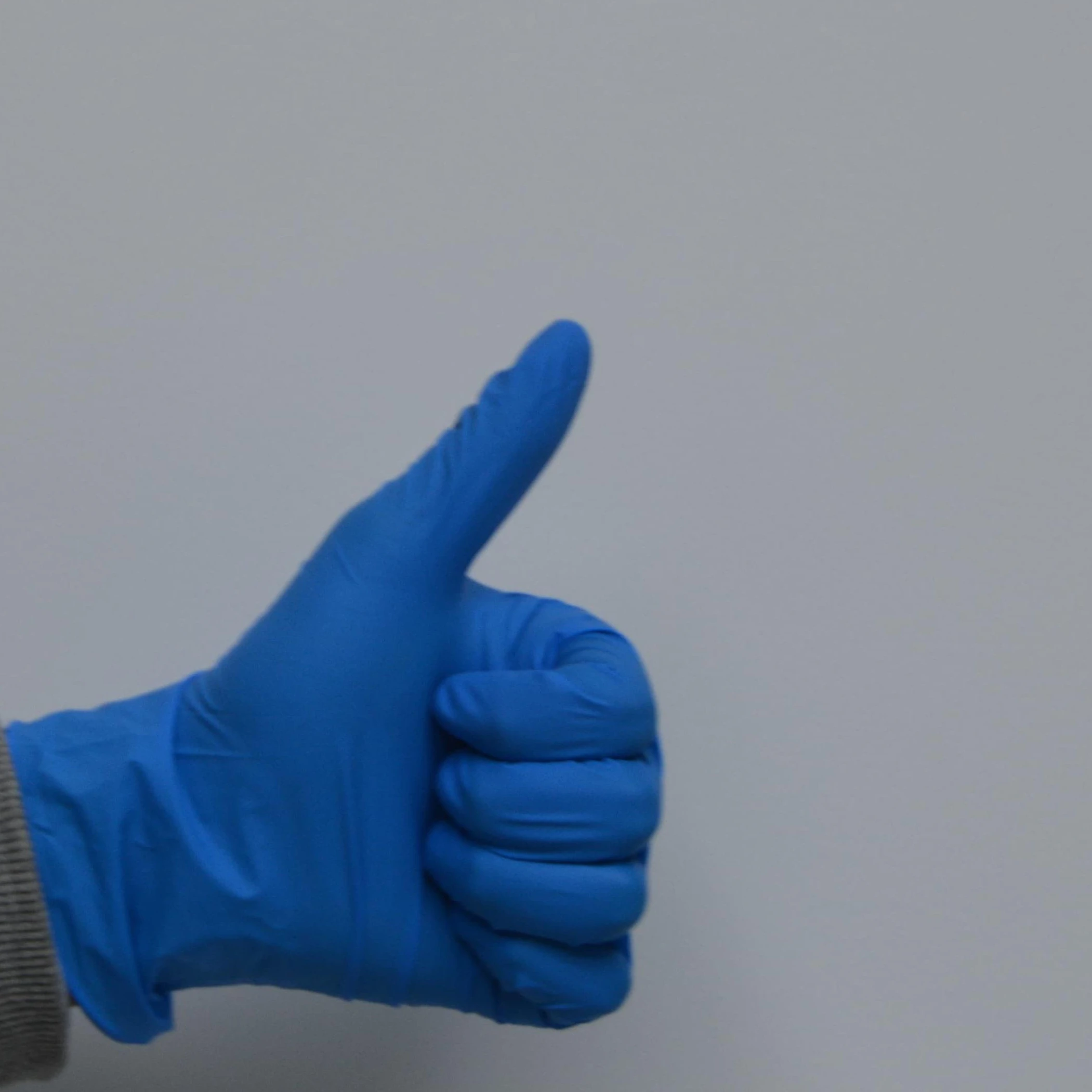 Examination Nitrile Gloves Powder Free Disposable Latex Free Gloves Pack of 100 Powder Free Protective Glove