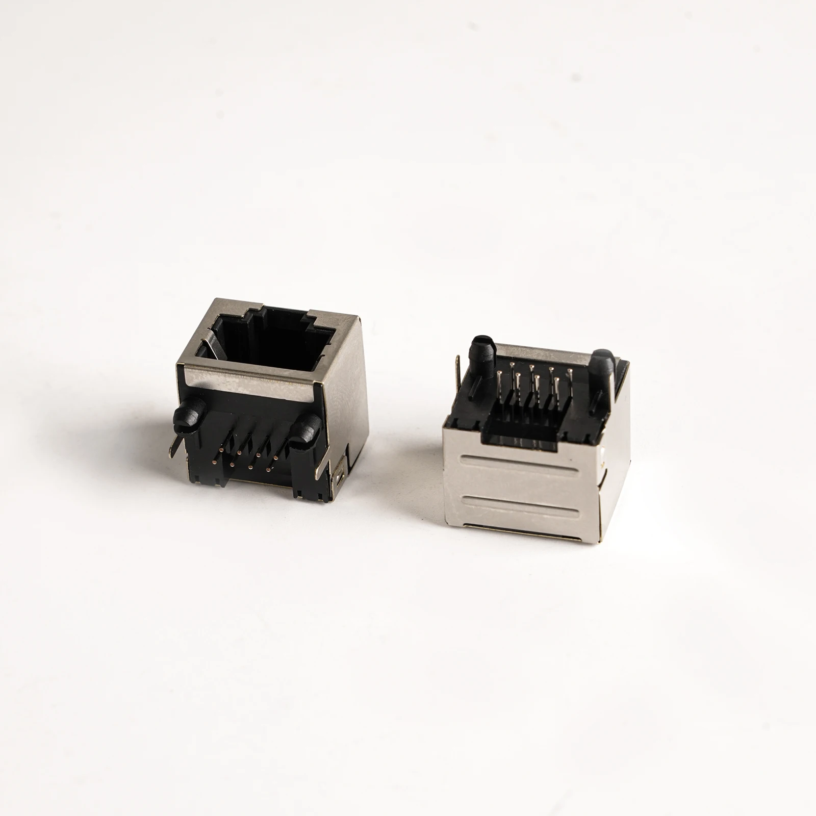 UL/CE certificated customized IP67 RJ45 male cat6 connector