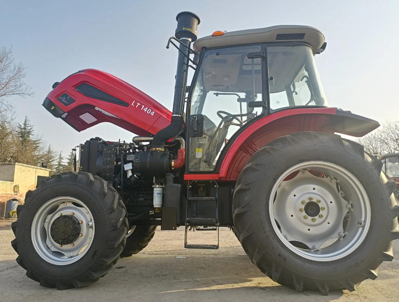 60HP ATB604 70HP ATB704 model 4 wheeled tractor 4 wheel agriculture tractor at high quality mini 4 wheel tractor made in China