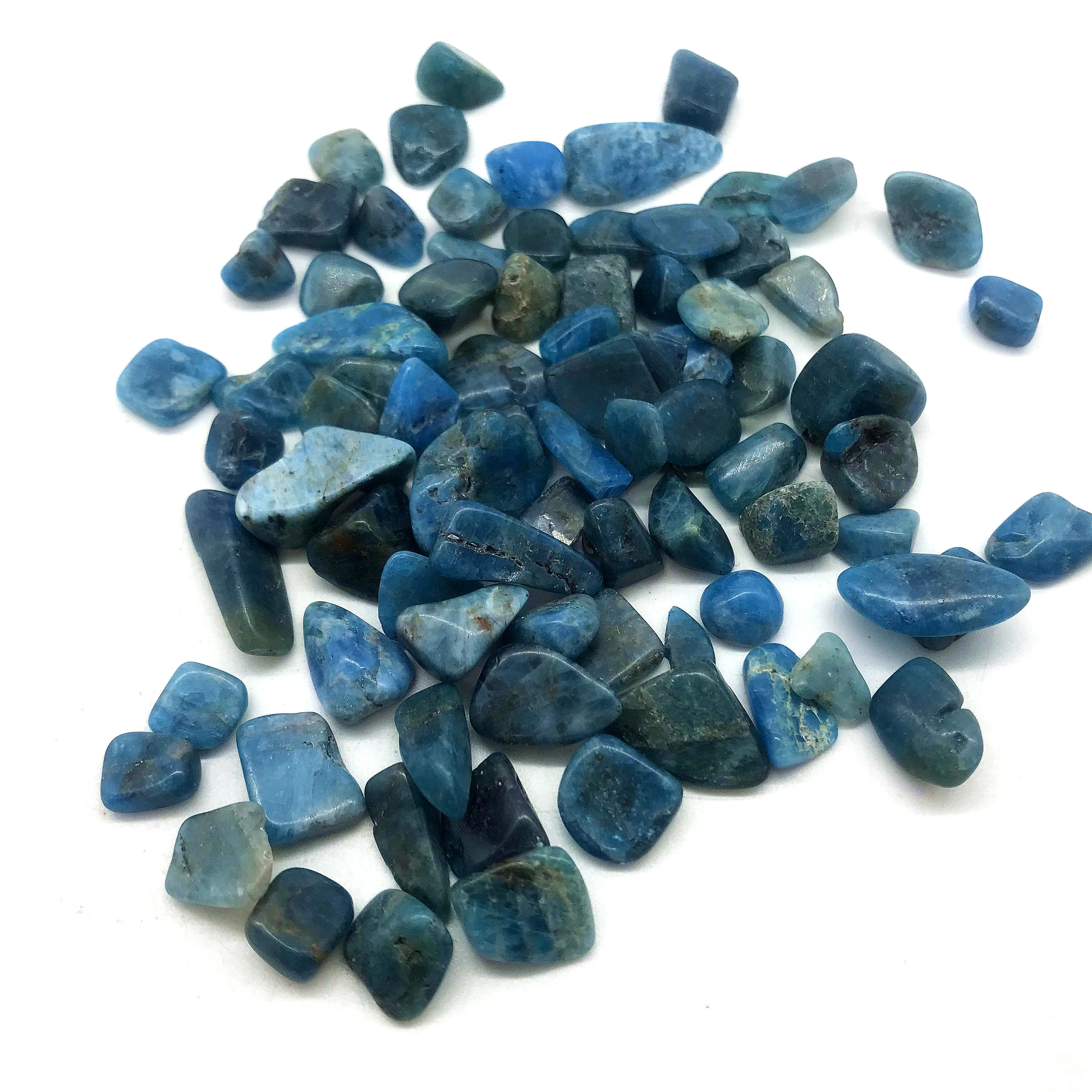 Wholesale natural blue apatite tumbled stones gemstone crushed stone crystal chips for home decor