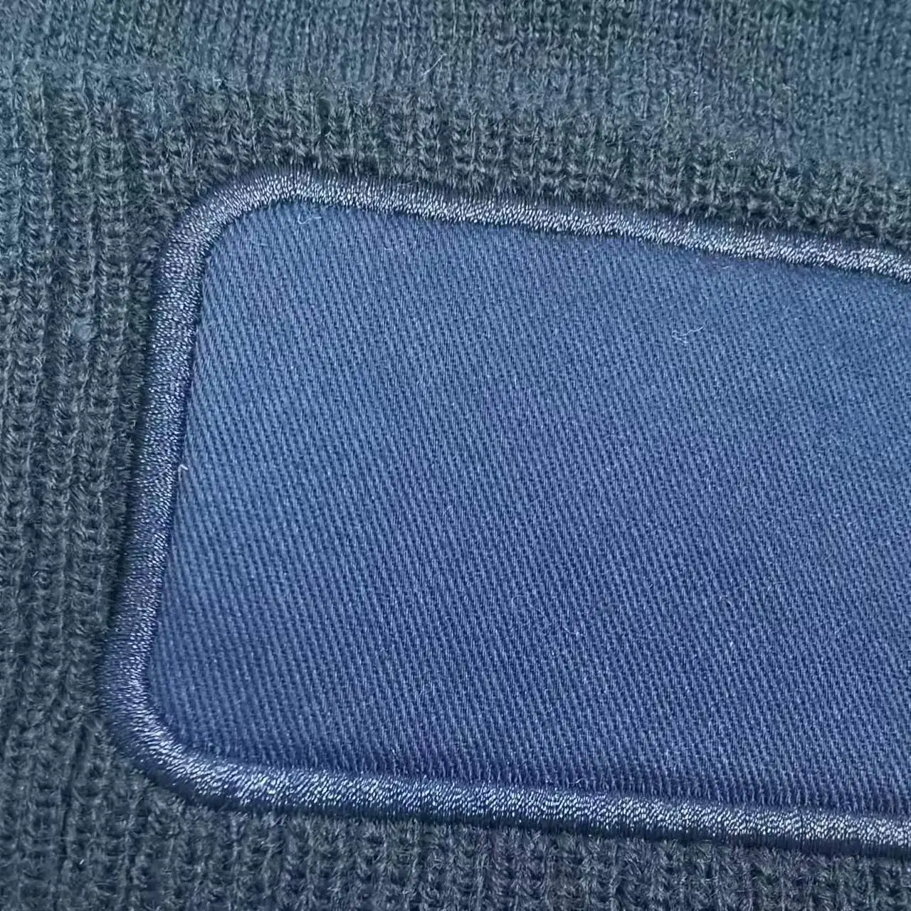 High Quality Unisex Winter Beanie Hat With Patch 100% Acrylic Knitted Beanie Custom Logo Label Y2K Style Cycling Daily