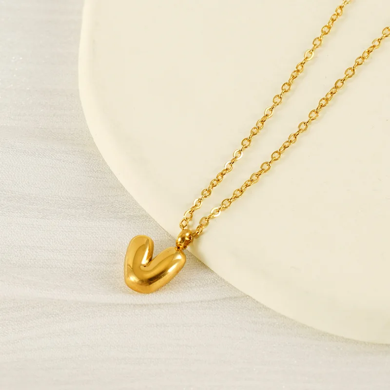 New 26 English Letter Pendant Necklace Waterproof Stainless Steel Gold Mini Bubble Letter Necklace Jewelry Idea Gift