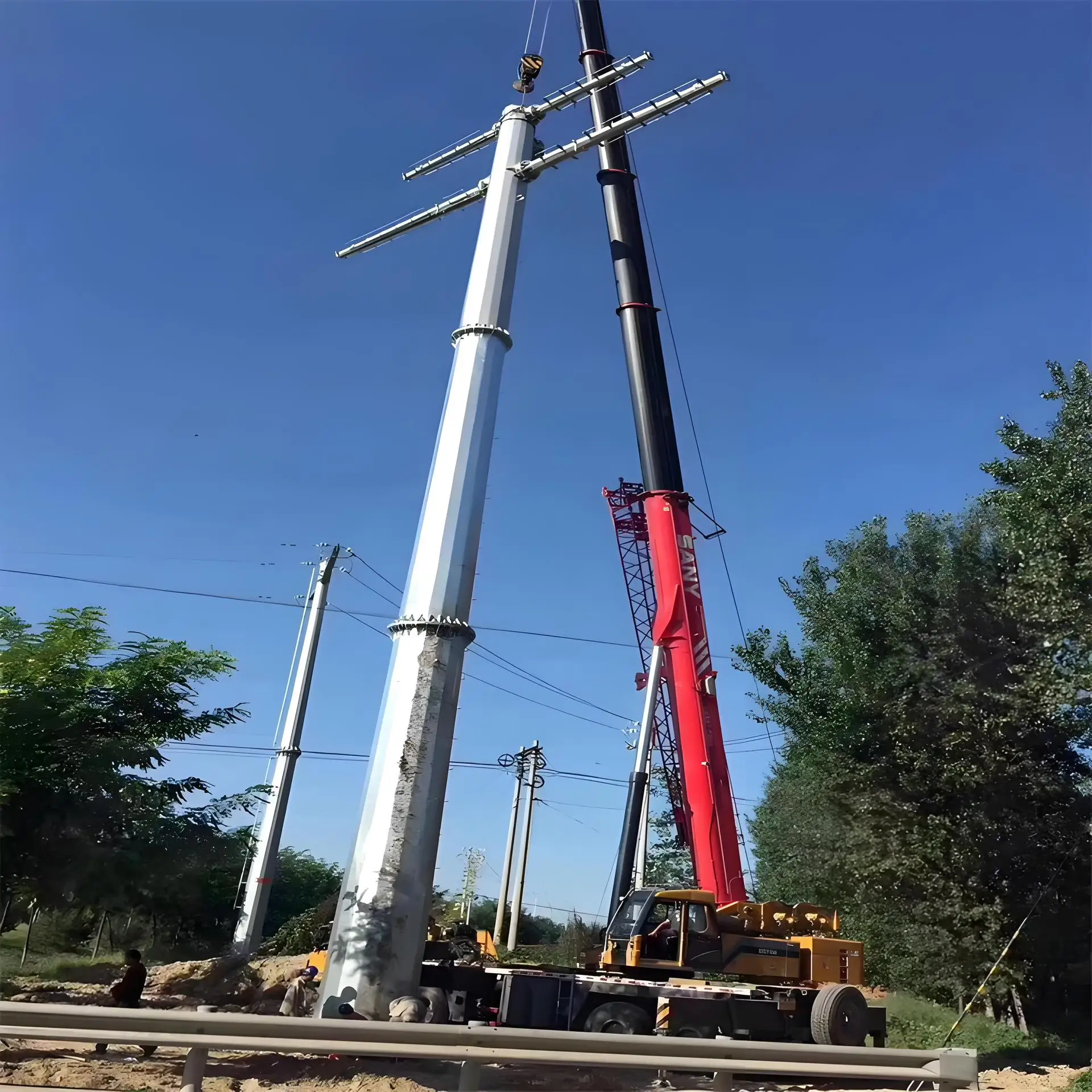 Стальная башня линии электропередачи 132kv оцинкованная стальная электрическая опорная передающая