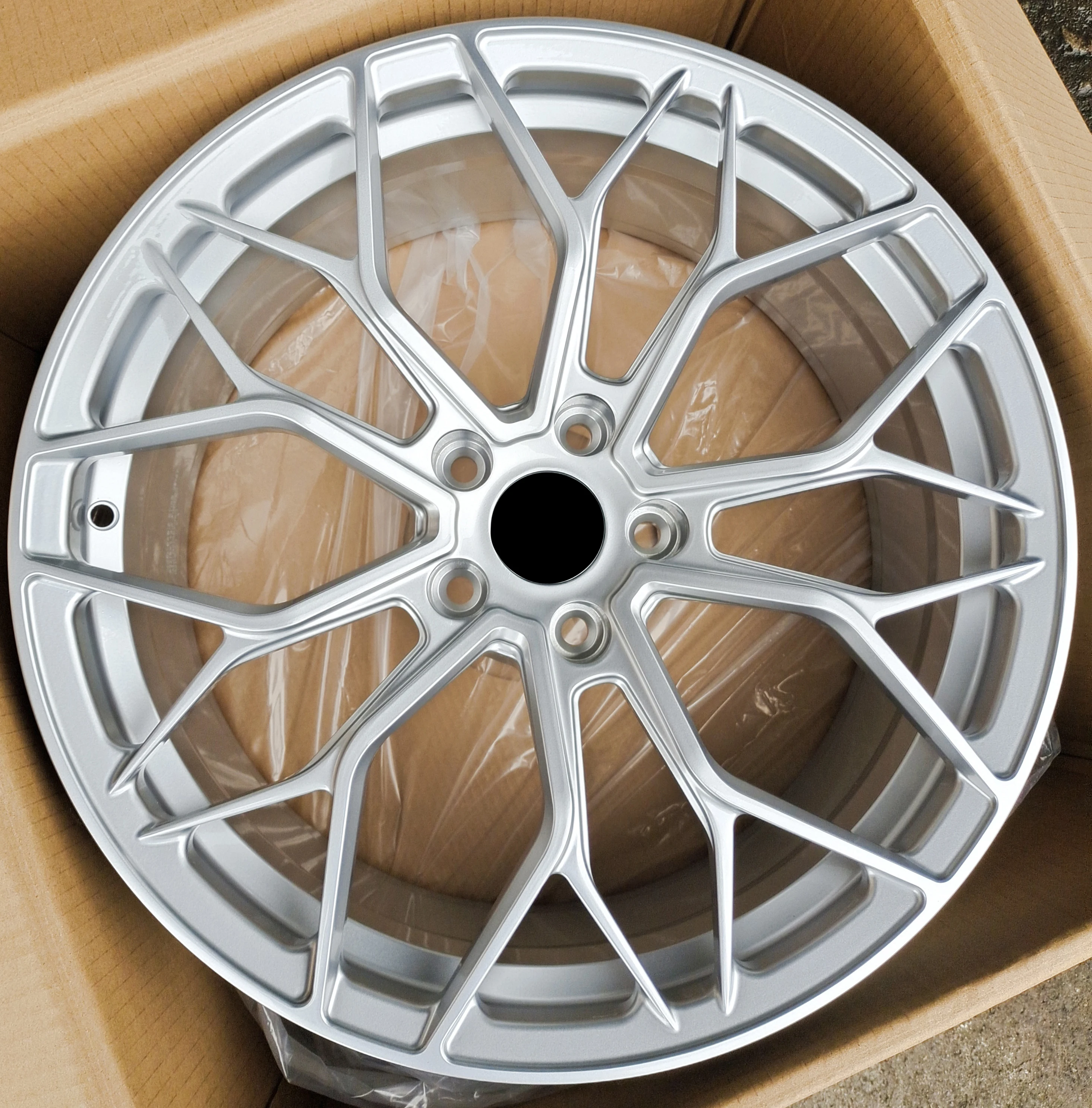 Sliver 5X114.3 5X130 5X112 One-Piece Custom Car Rims Forged Aluminum Alloy Wheels Rims For Lamborghini Bmw Mercedes Kia