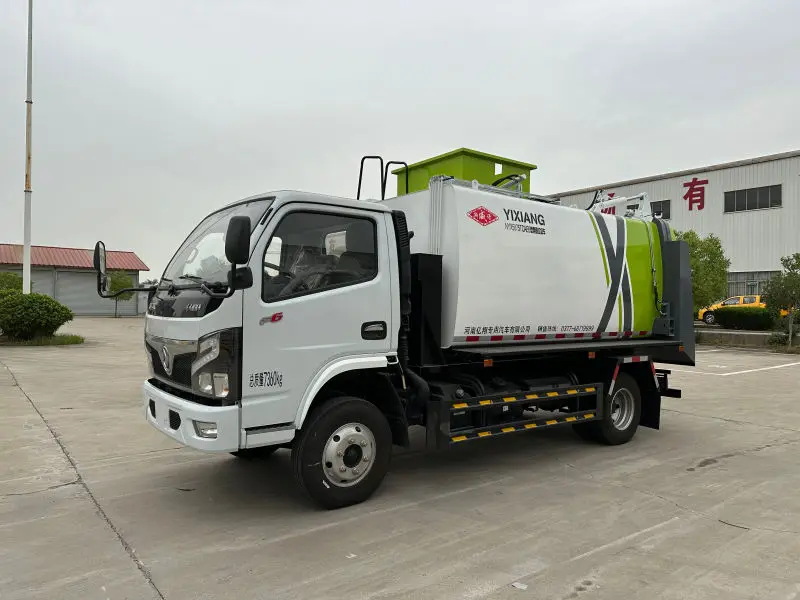 DongFeng 7 -18 Tons Domain Food garbage truck  new pickup truck wrecker garage rescue trailer