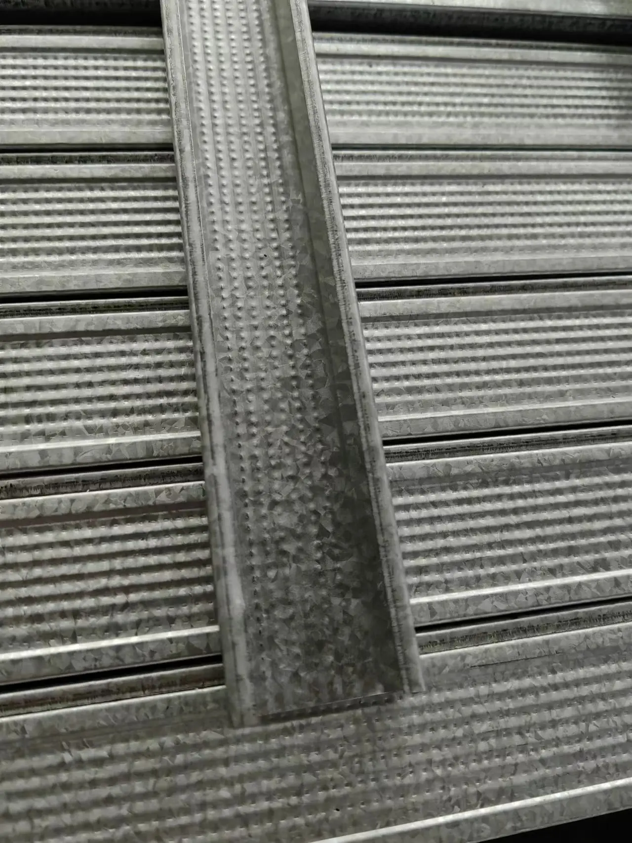 steel profiles metal decorative material construction masonry building materials 0.35 ceiling batten