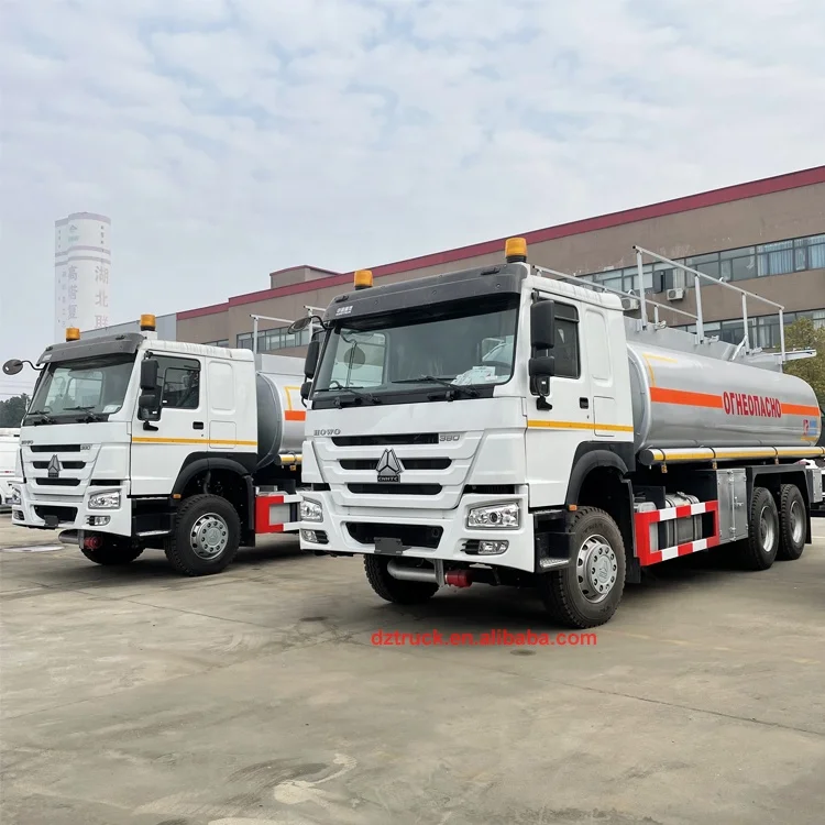 Sinotruck howo 6600 Gallon Petrol Mobile Dispenser Refuel Diesel Oil Bowser Fuel Tank Truck