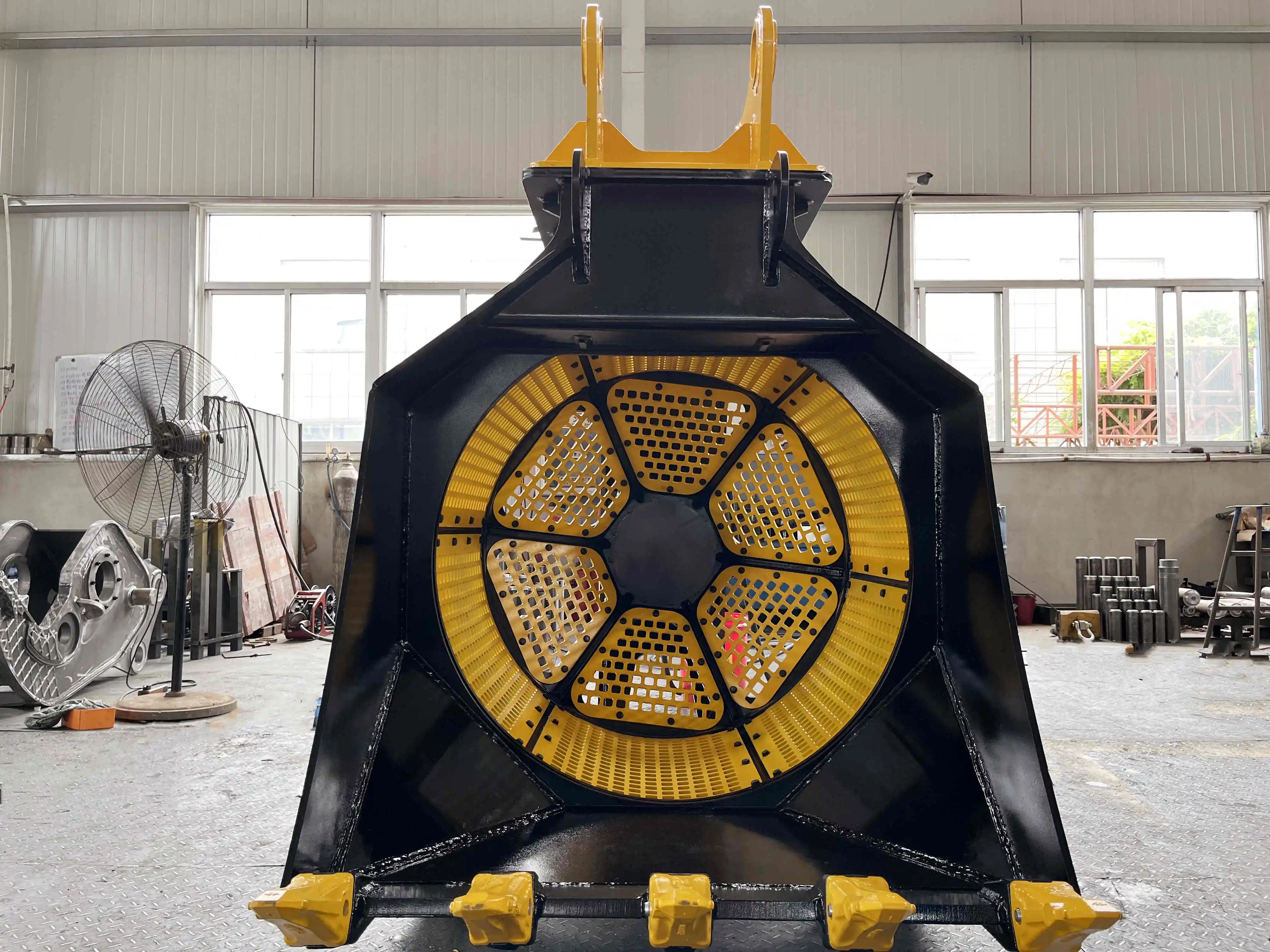 Screening Bucket Crushing Outlaw Padding Buckets Mini Screening Bucket for 10-17 ton excavator