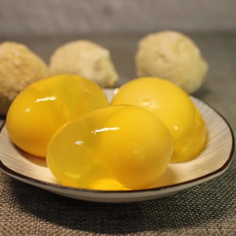 Wholesale High Quality Handmade Century Eggs Factory Price Free-ranging Chicken Golden Preserved Eggs 20 eggs/carton