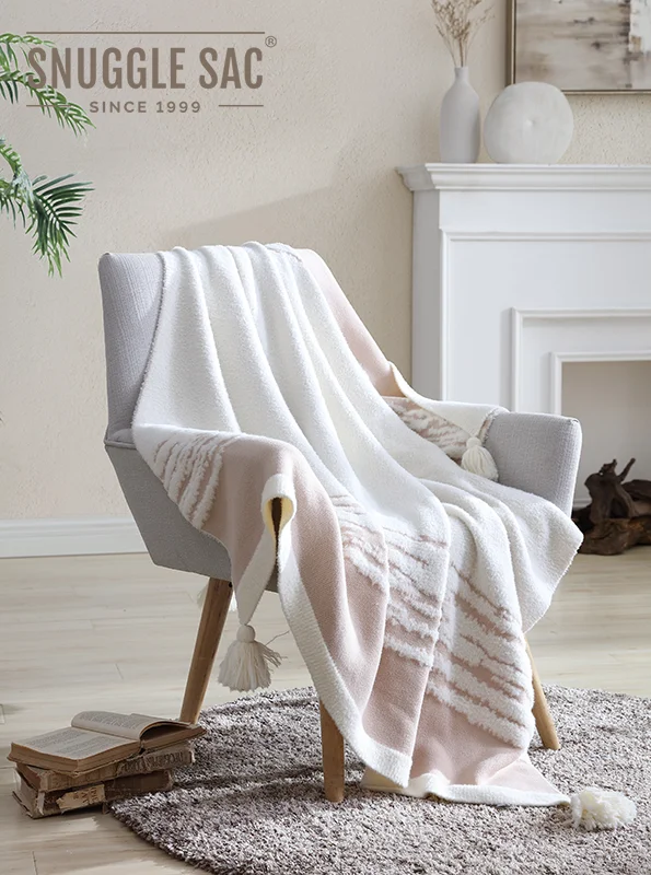 Snuggle Sac Air Feel Double  Sided Customize Knit Blanket Throw Blanket Picnic Blanket With Tassel