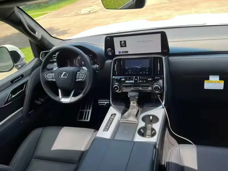 2022 тока Lexus LX 600 AWD F Спортивная обработка 4dr SUV 19 миль