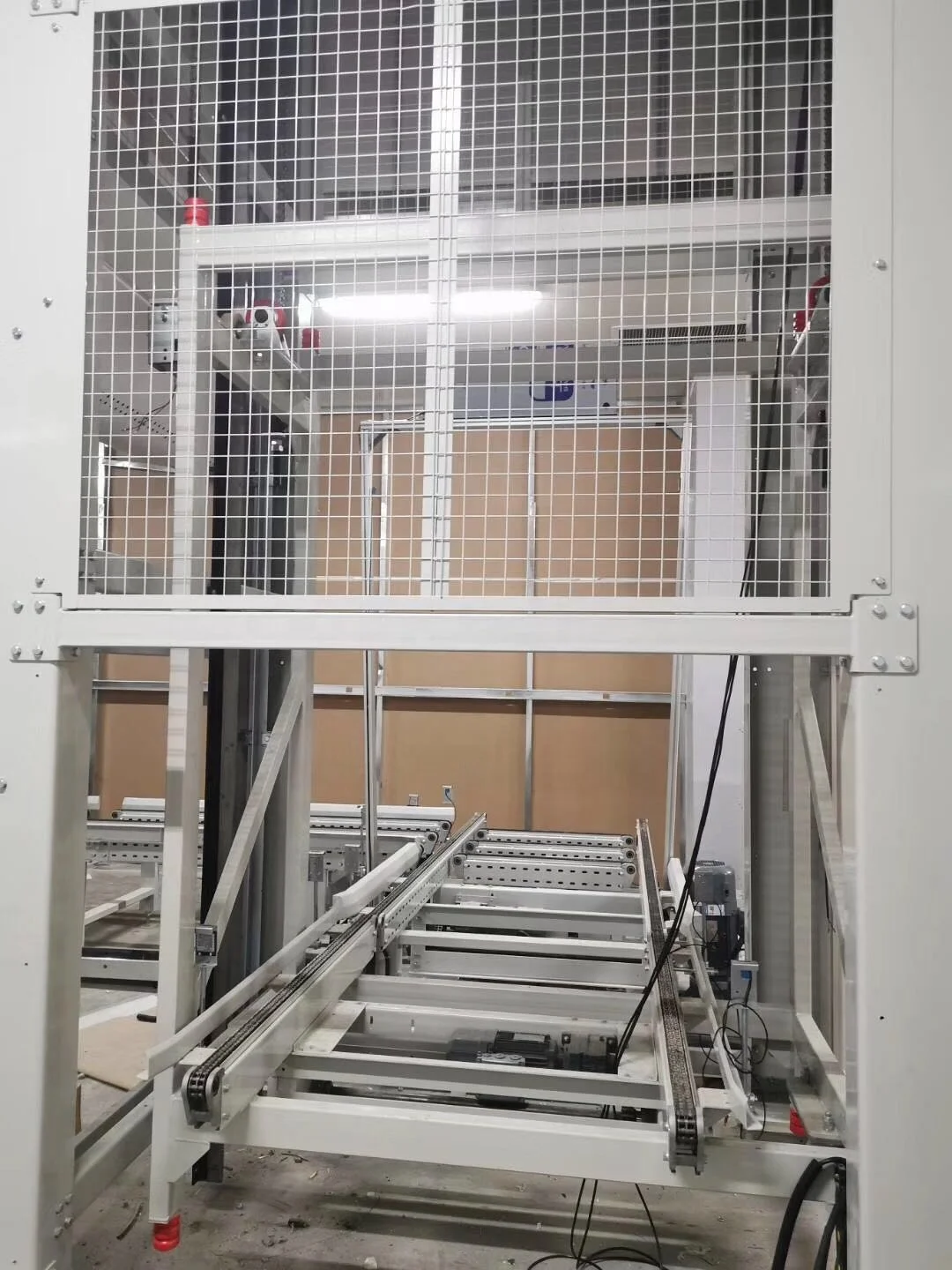 customized heavy duty chain conveyor/ pallet conveyor /transfer conveyor