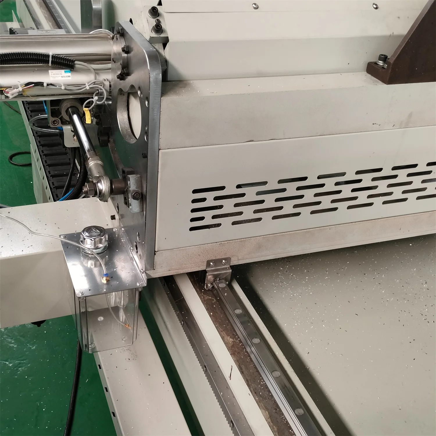 JINAN CNC Aluminum Window Profile Cutting Saw Machine CE Certified for PVC UPVC Stainless Steel in Manufacturing Plant