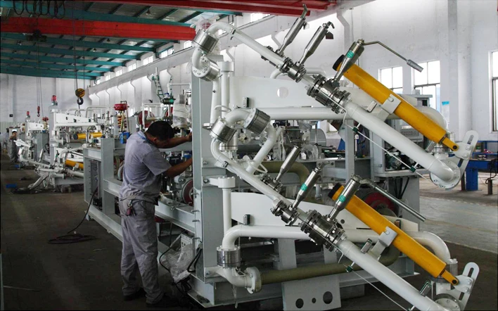 low temperature stainless steel bottom LNG Loading Arm with swivel joint spring balance Design Supplier For filling  LNG Plant