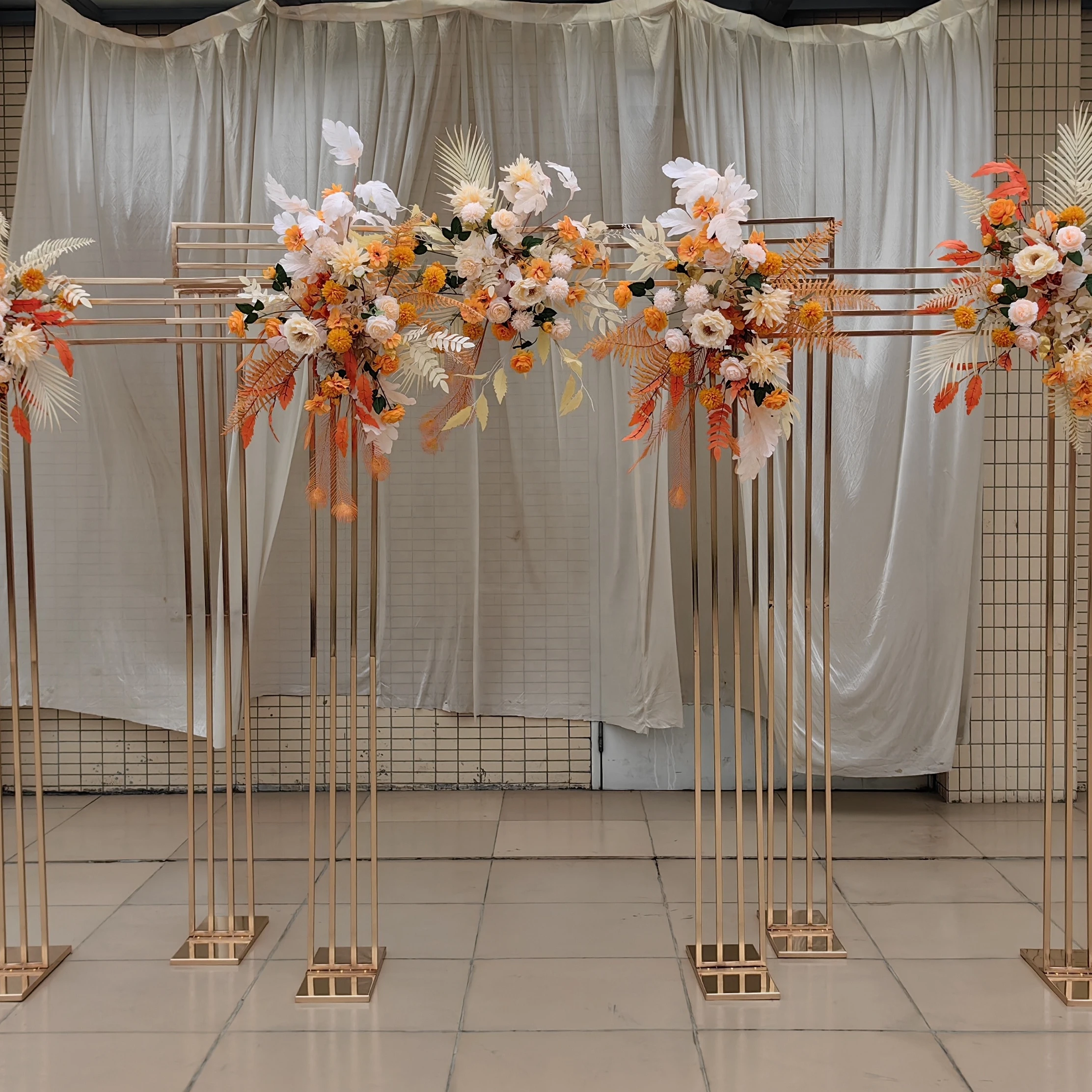 Ourwarm Shiny Gold Metal Frame Wedding Decoration Corner Walkway Backdrop Stand Wedding Arch