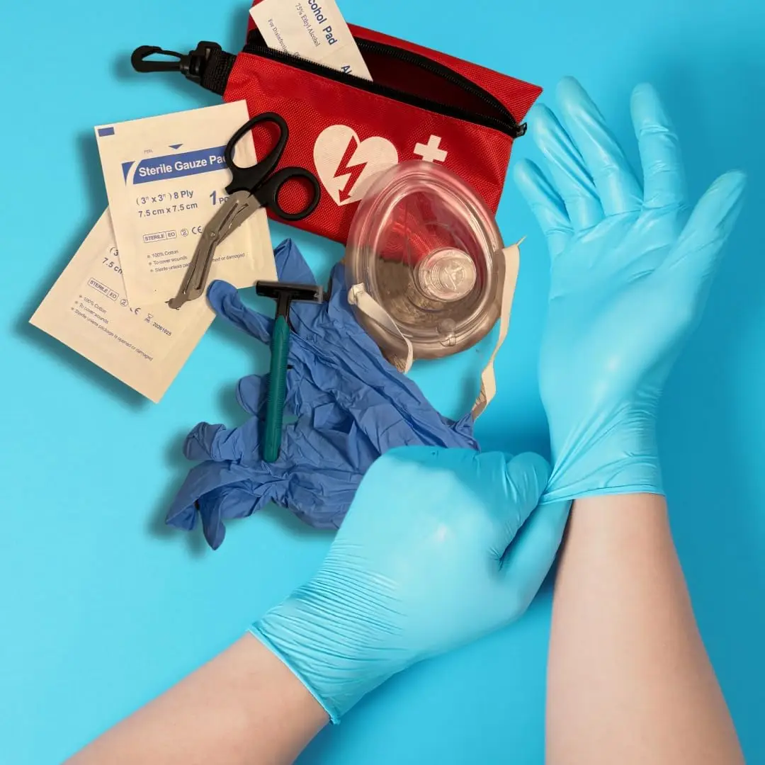 AED First Responder training Kit with CPR, Gloves, Razor, Scissors, Gauze Pads, and Cleansing Wipes for AED