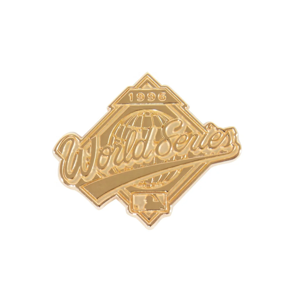 Manufacturer Customize Designs Sports Helmet Enamel Pins Lapel Pin Badge Brooch Custom baseball club logo Lapel fitted hat Pins