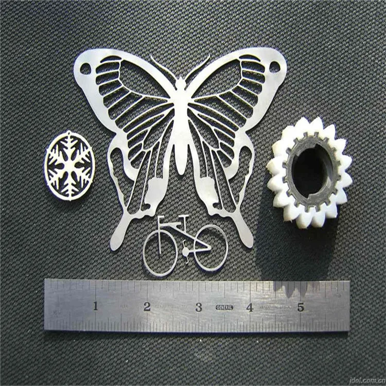 Economical Fiber Laser Cutting Machine 1000w 1500w Laser Cutting Machine For Metal with Good Price