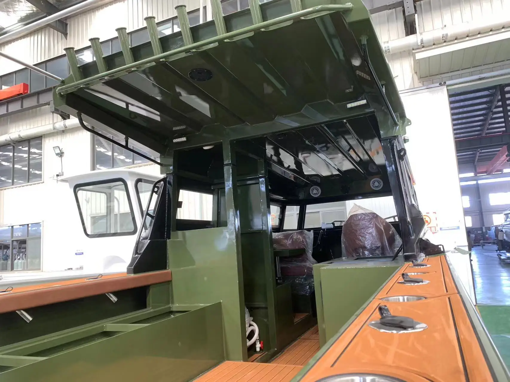 9m Easycraft Multi-configuration large space closed bin Sea Monster can be affordable aluminum alloy fishing boat