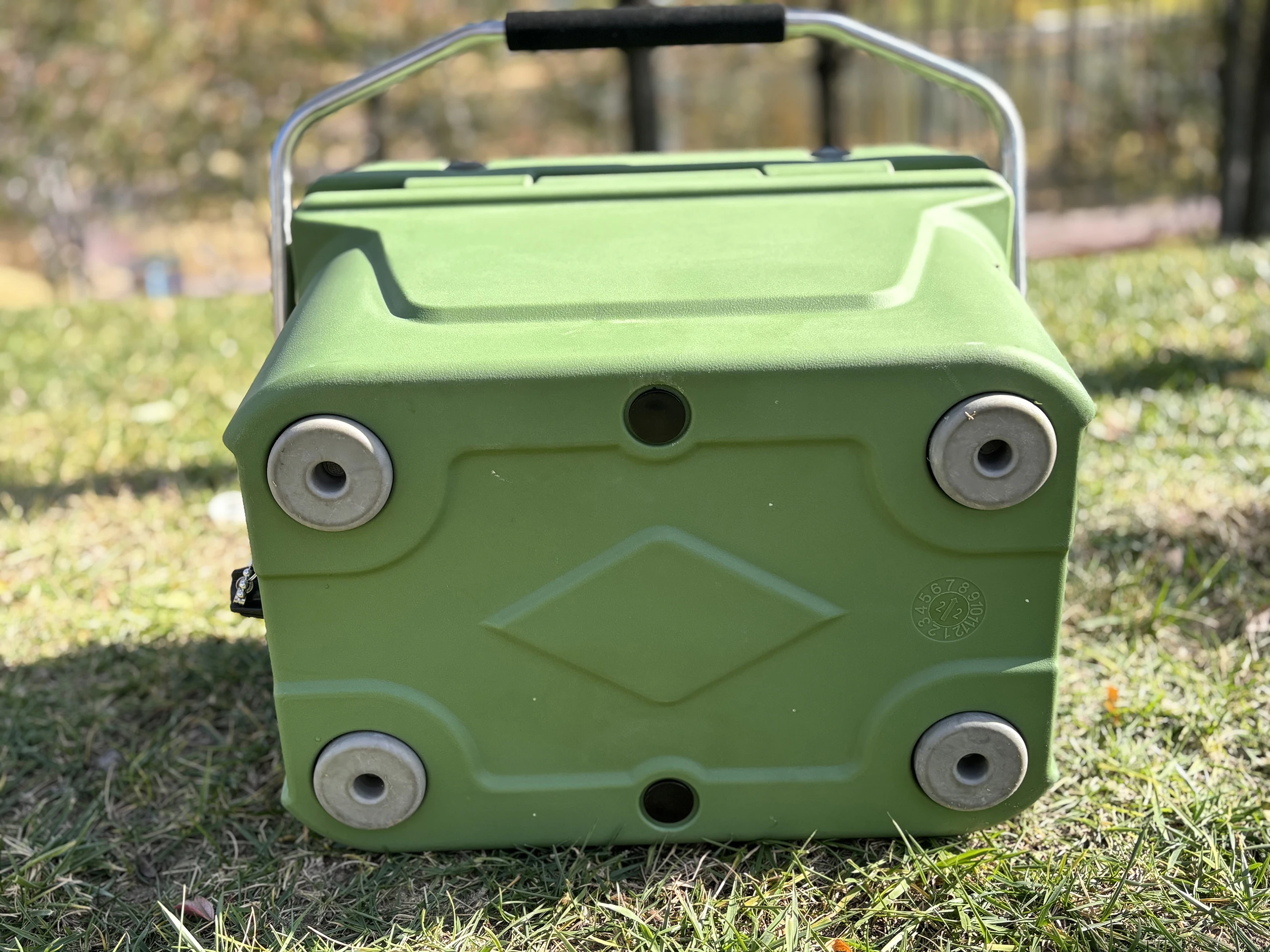 20QT  nice  quality hard cooler outdoor car refrigerator Car Seriec Rotomolded cooler box