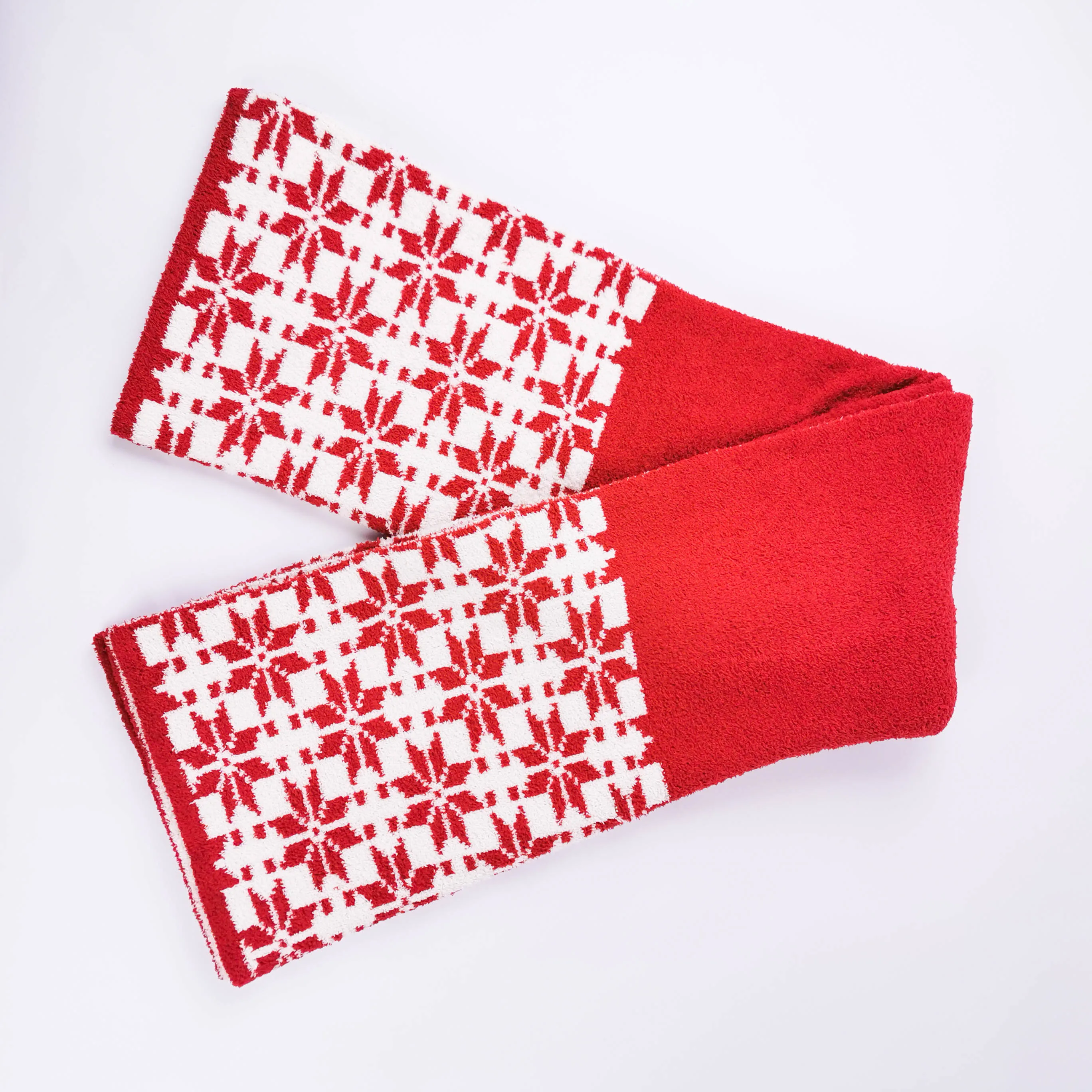 New design low MOQ soft touch 100%polyester Christmas knit throw blanket for home decor