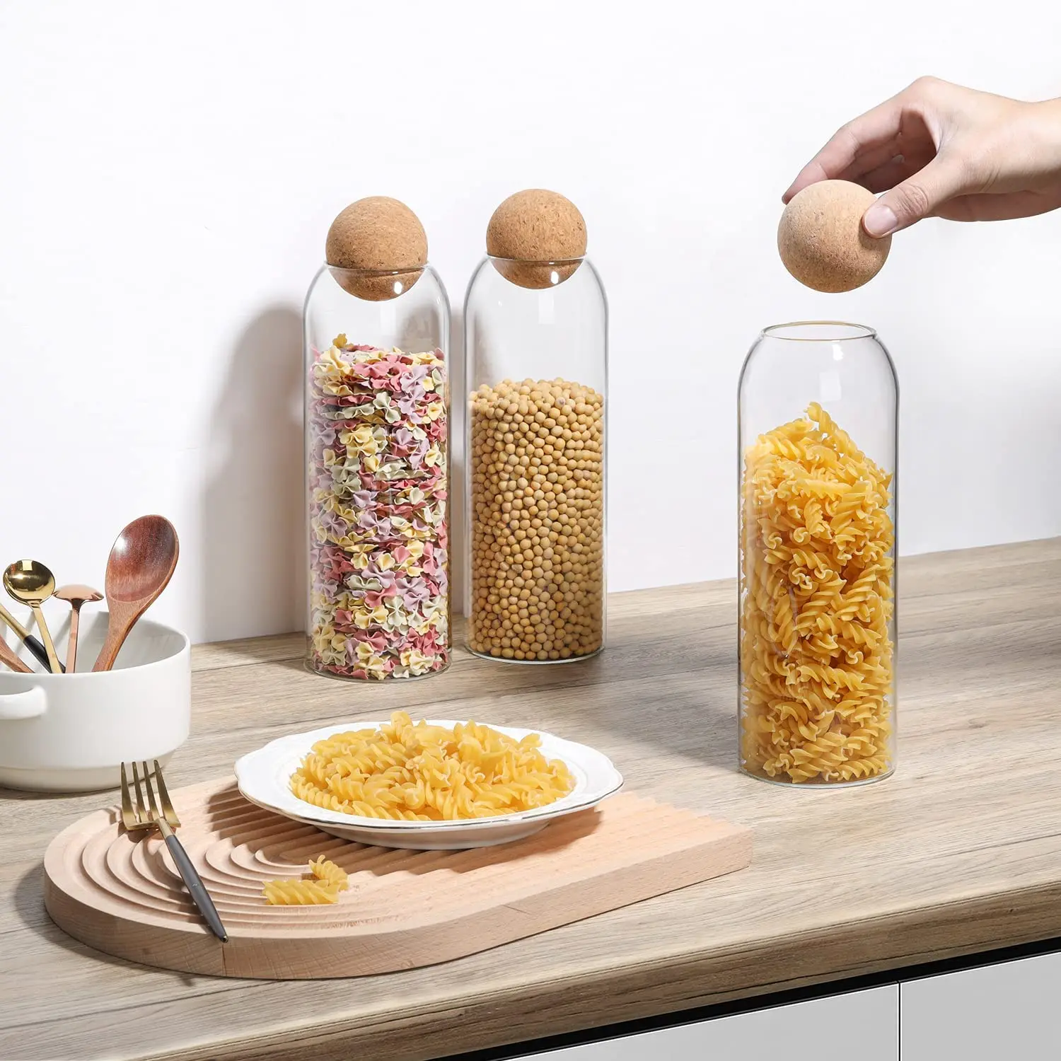 IKOO jar high borosilicate glass food storage containers set bottle glass jar with cork lids