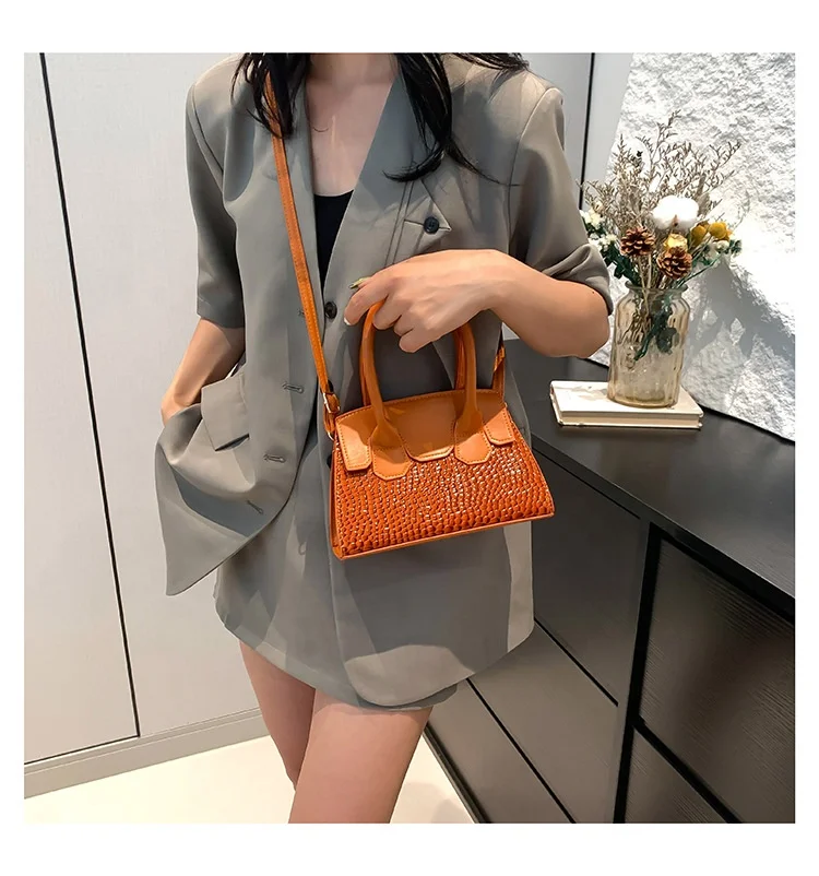Top Brand Woman Handbag Crocodile Stripe Leather Mini Crossbody Bag Bolsas Designer Sacos De Ombro De Luxo Feminino Bag Satchel