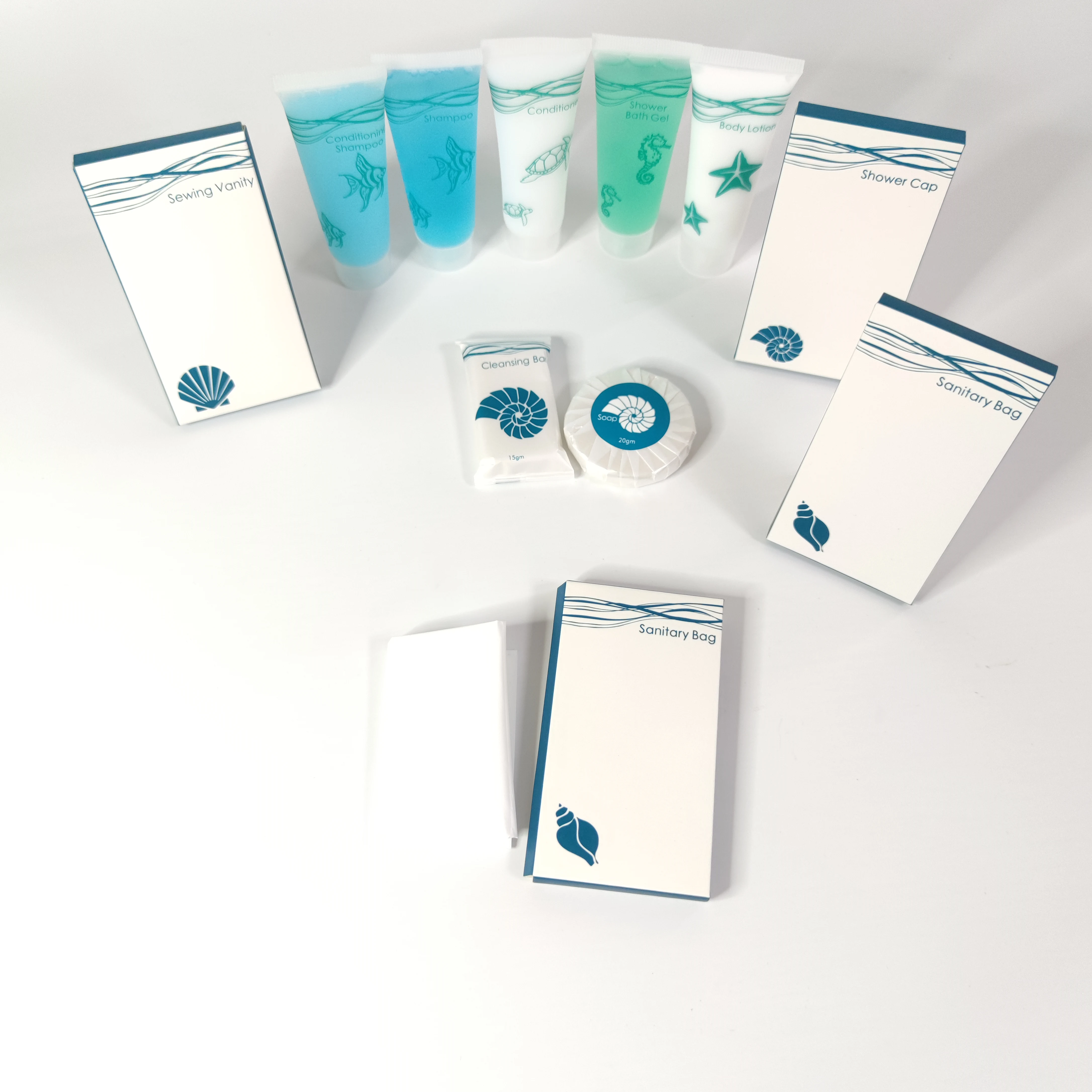 Wholesale hotel bathroom set amenities disposable hotel toiletry set slippers shampoo soap hotel