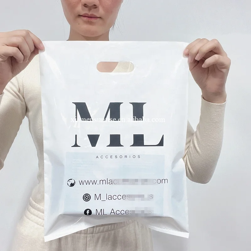 wholesale cheap plastic bags clothes shopping bag with social media