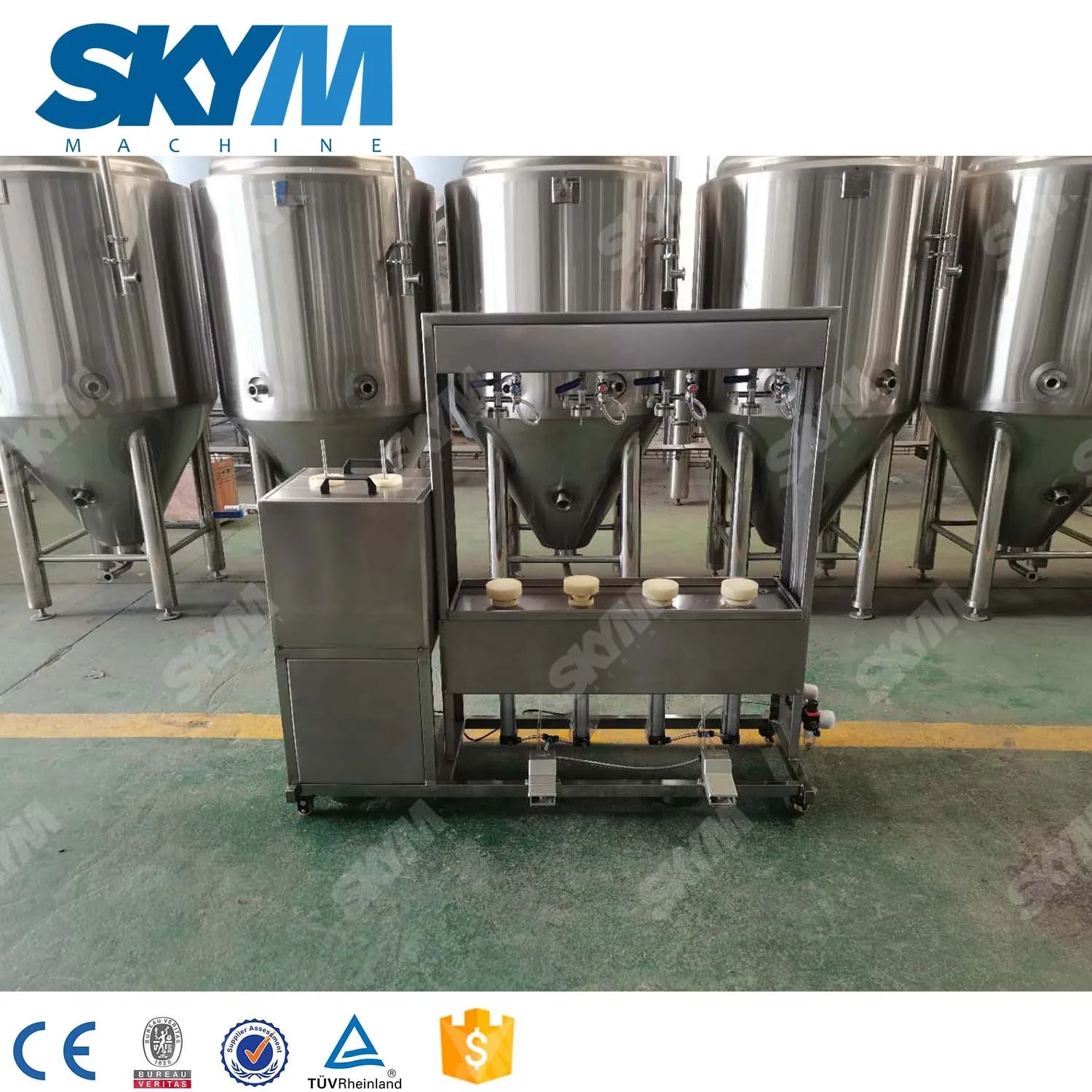 SKYM Small automatic fruitJuice filling and packing machine apple juice filler plastic bottle beverage making filling production line