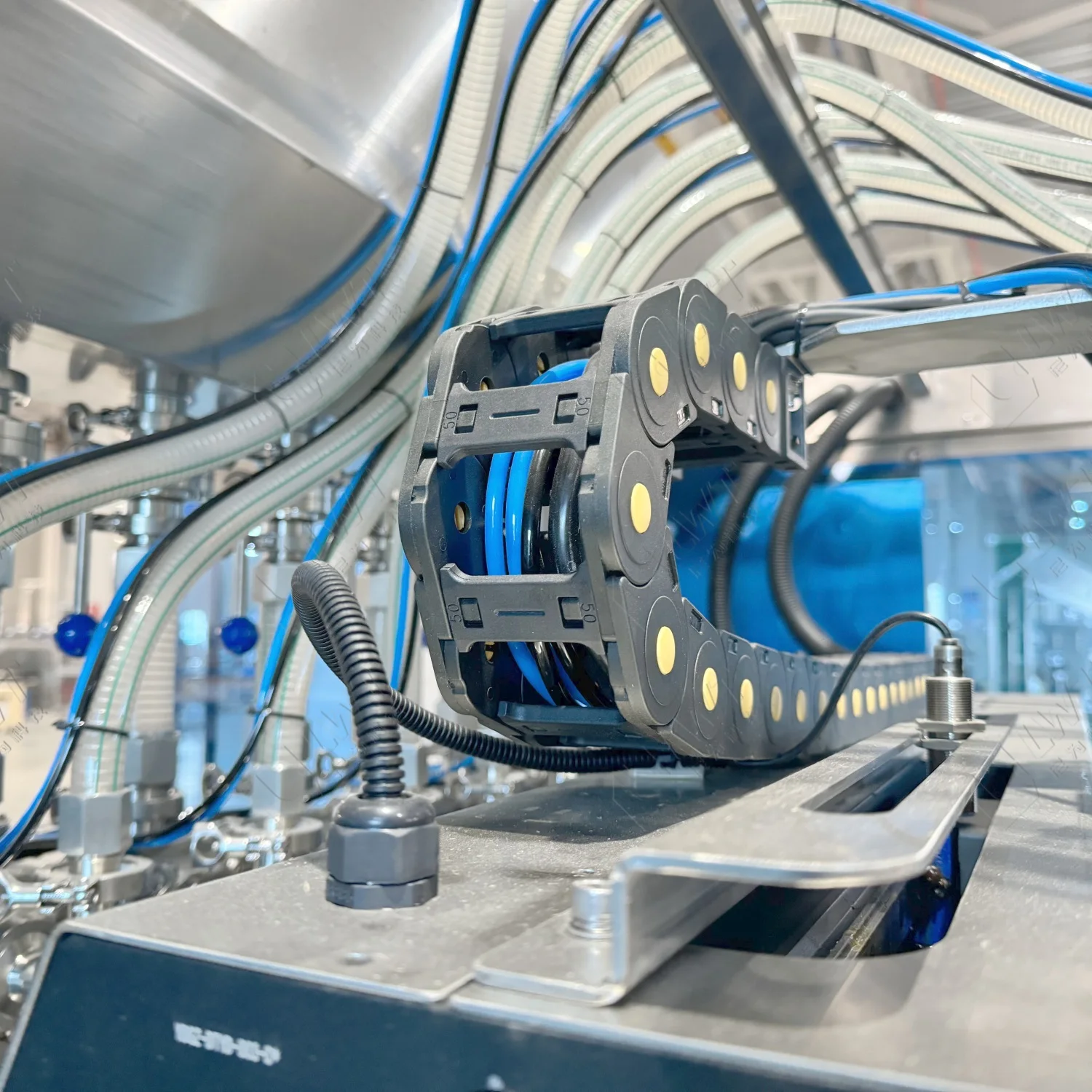 Automatic Mayonnaise Bottle Jar Jam Filling Capping Machine