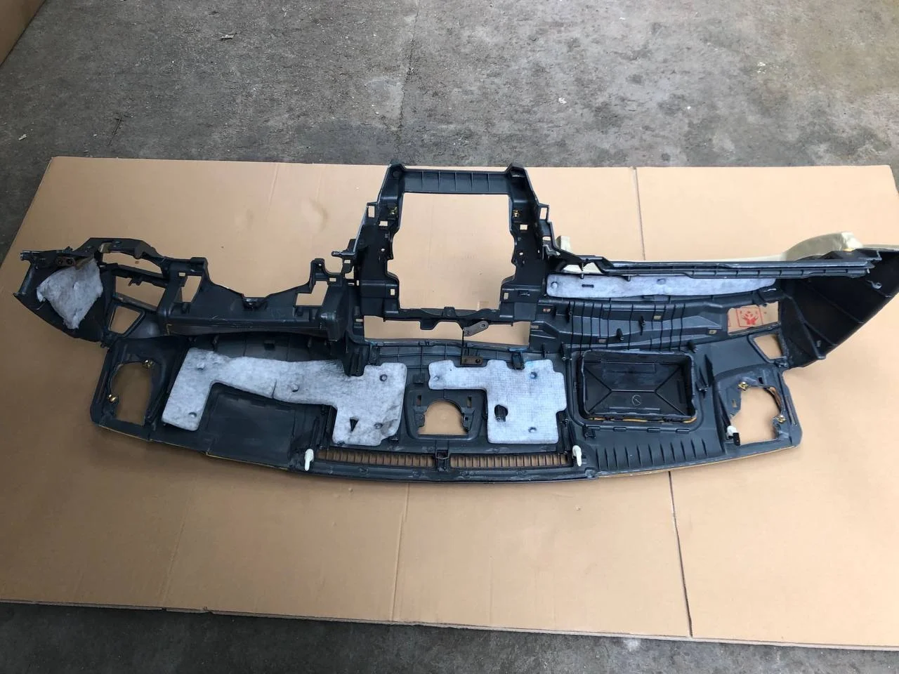 Japan Shop Dashboard used, original parts, Toyota Crown S180 2003-2008