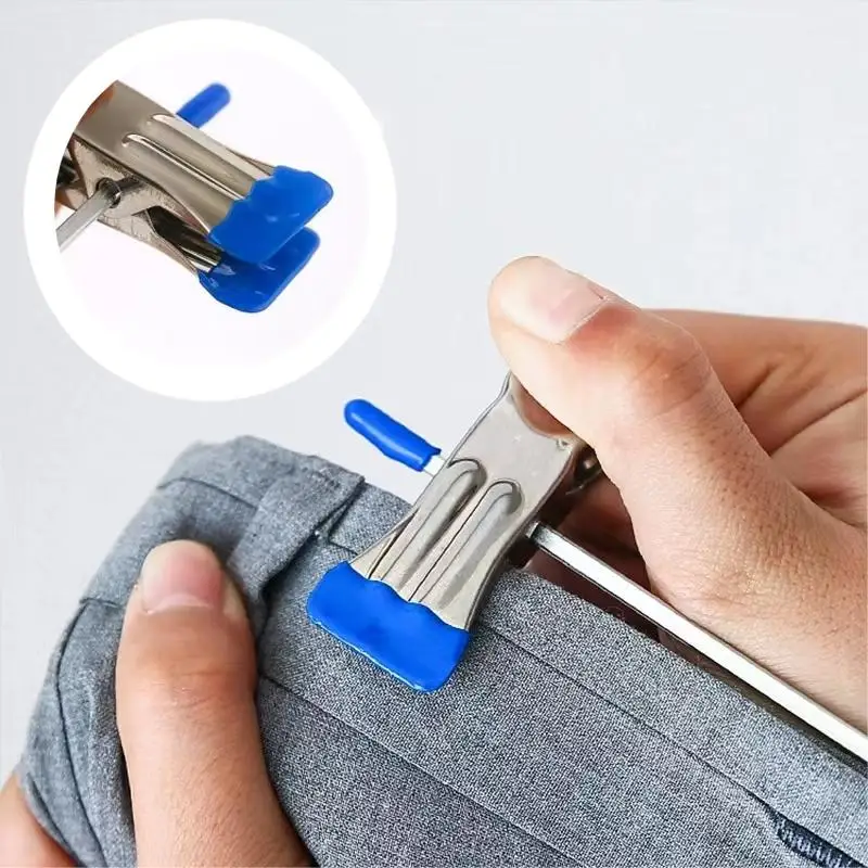 Best-Selling Solid Plastic Metal Pant and Skirt Hangers Classic Modern Design Durable Heavy-Duty Underwear Hanger Hot Online