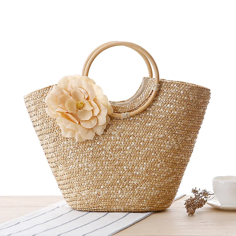 Hot selling bolsos vacation handbag with round handle Bohemia rattan beach bag floral basket straw bag
