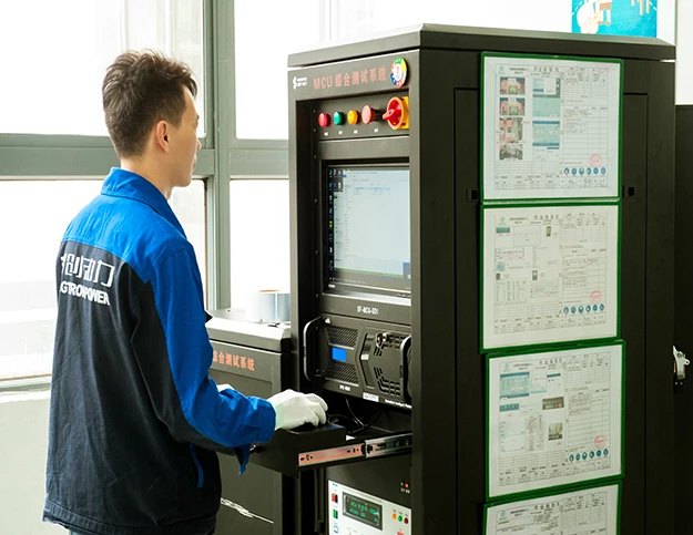 1000 об/мин 350VDC 45KW AC 3-трехфазный асинхронный двигатель для высокой скорости электрического транспортного