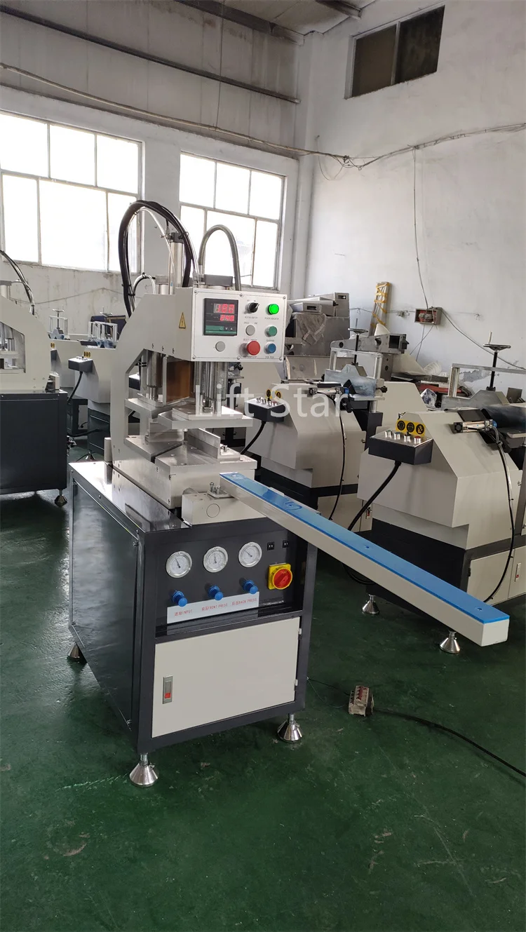 new design four point upvc window pvc profile single head welding machine
