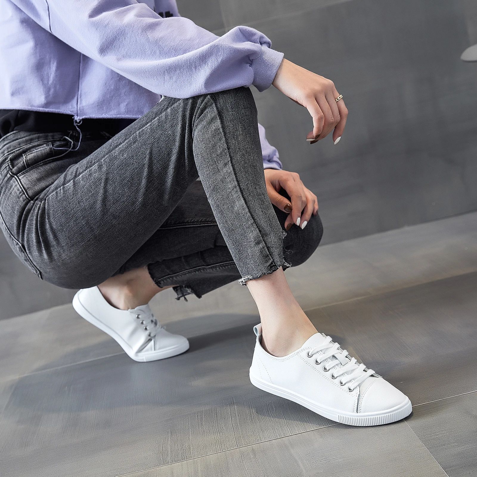 Wholesale Custom Cheap China Factory Women Shoes Ladies PU Fashion Sneaker Casual Shoes