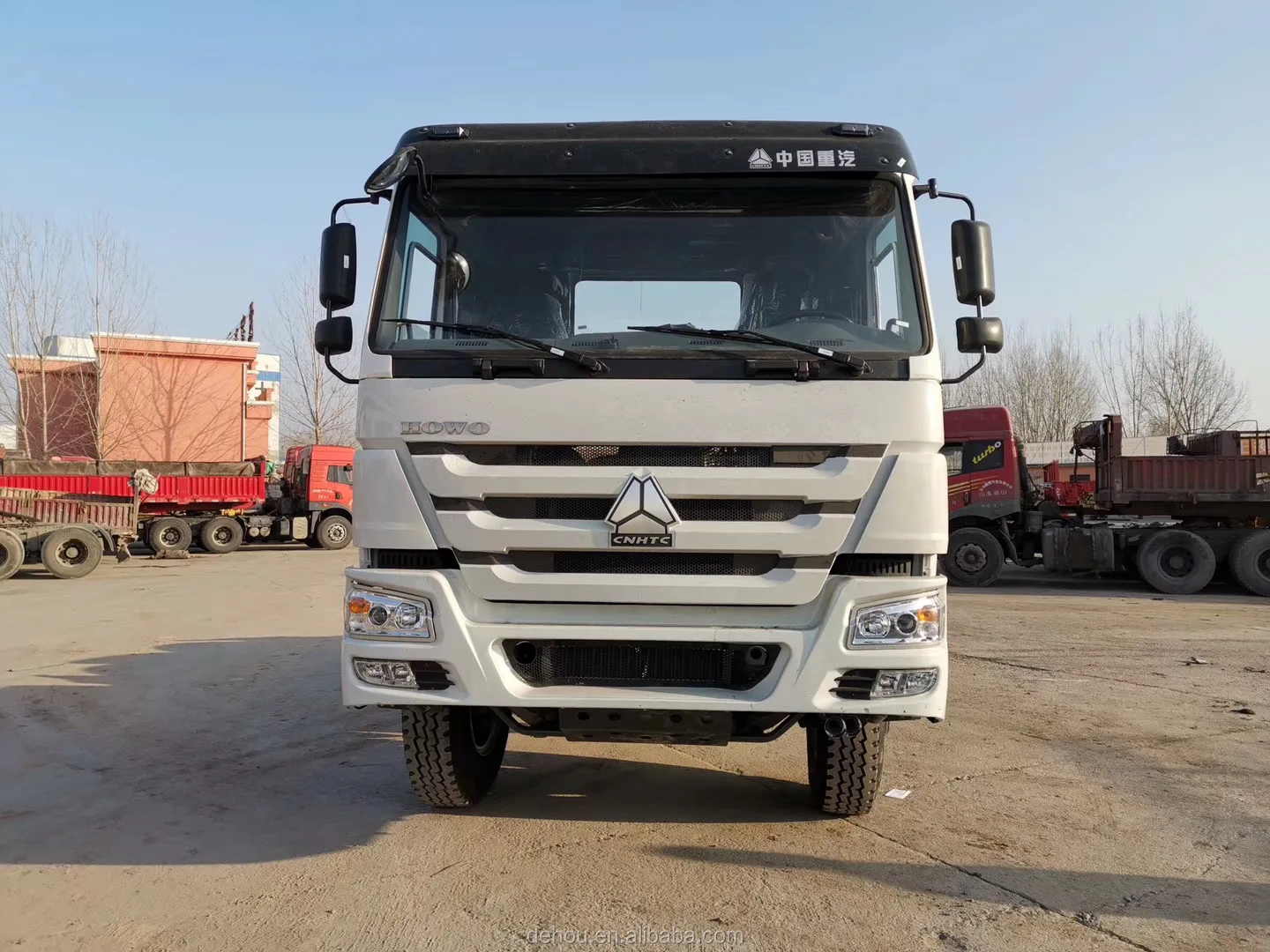 China Manufacturer sinotruk howo tractor 6x4 off-road 371 Truck Tractor Trailer price