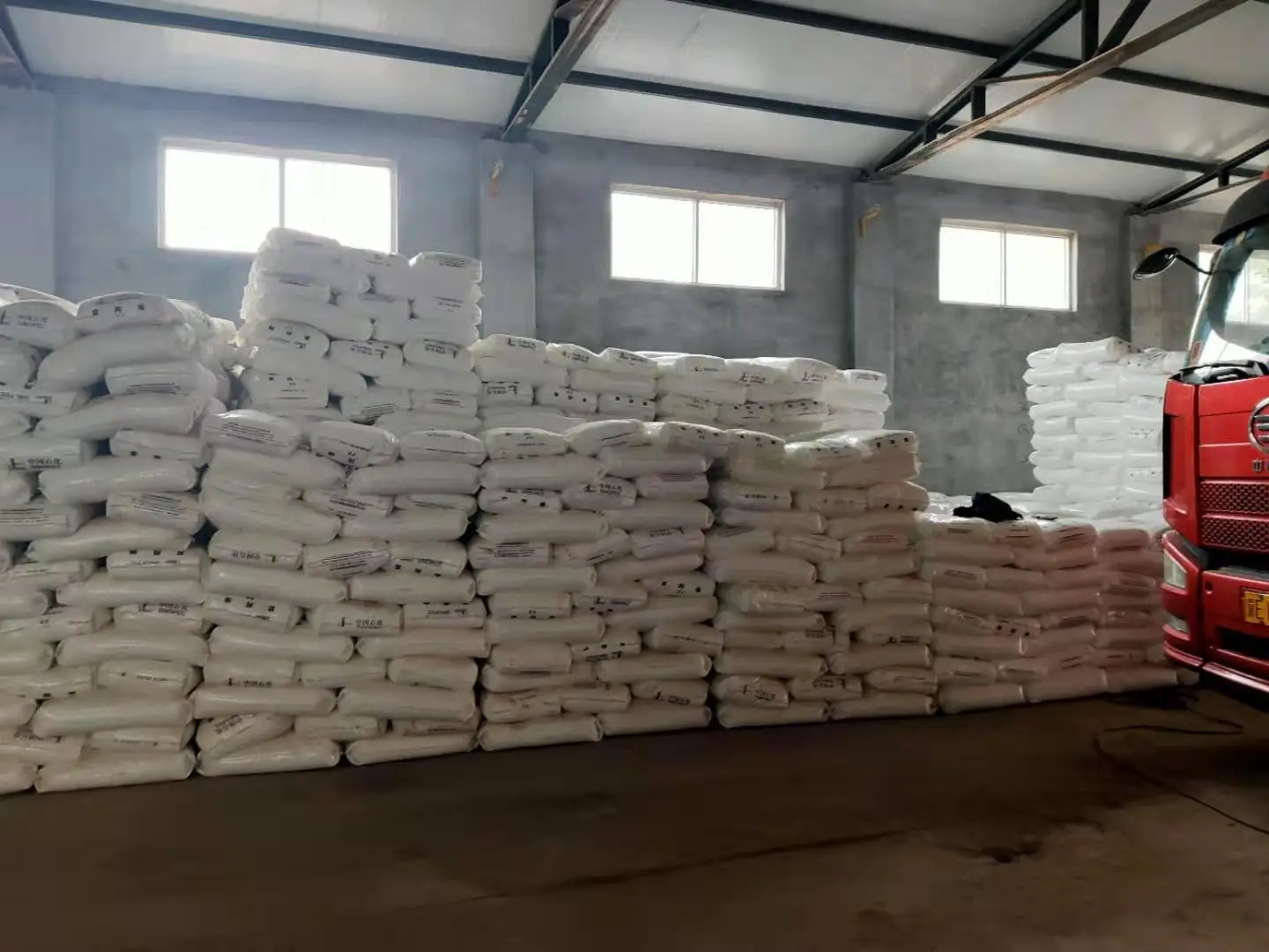 Полистирол бедра пластиковое сырье гранулы бедра гранулы hp825 с лучшим качеством