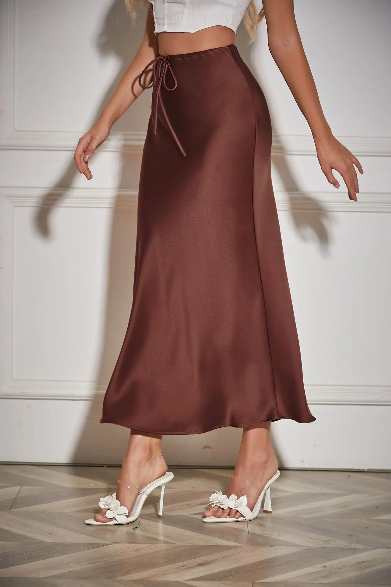 New Fashion Skirt With Adjustable Waist Elegant Satin Fishtail Maxi Skirt Deep Burgundy