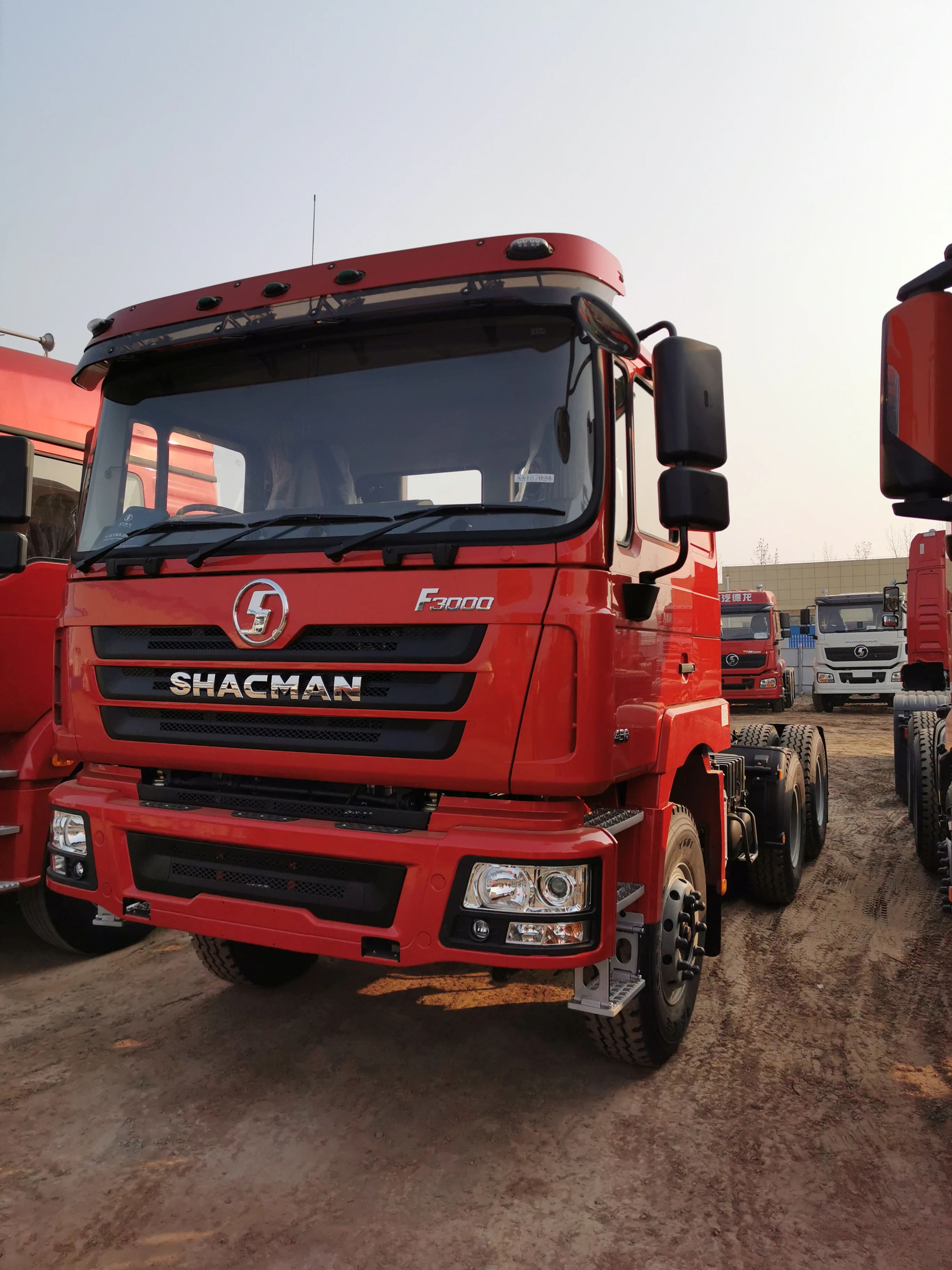 Brand Shacman F3000 6*4 High Quality New Tractor Truck Price 6x4 Wheel 380HP tractor