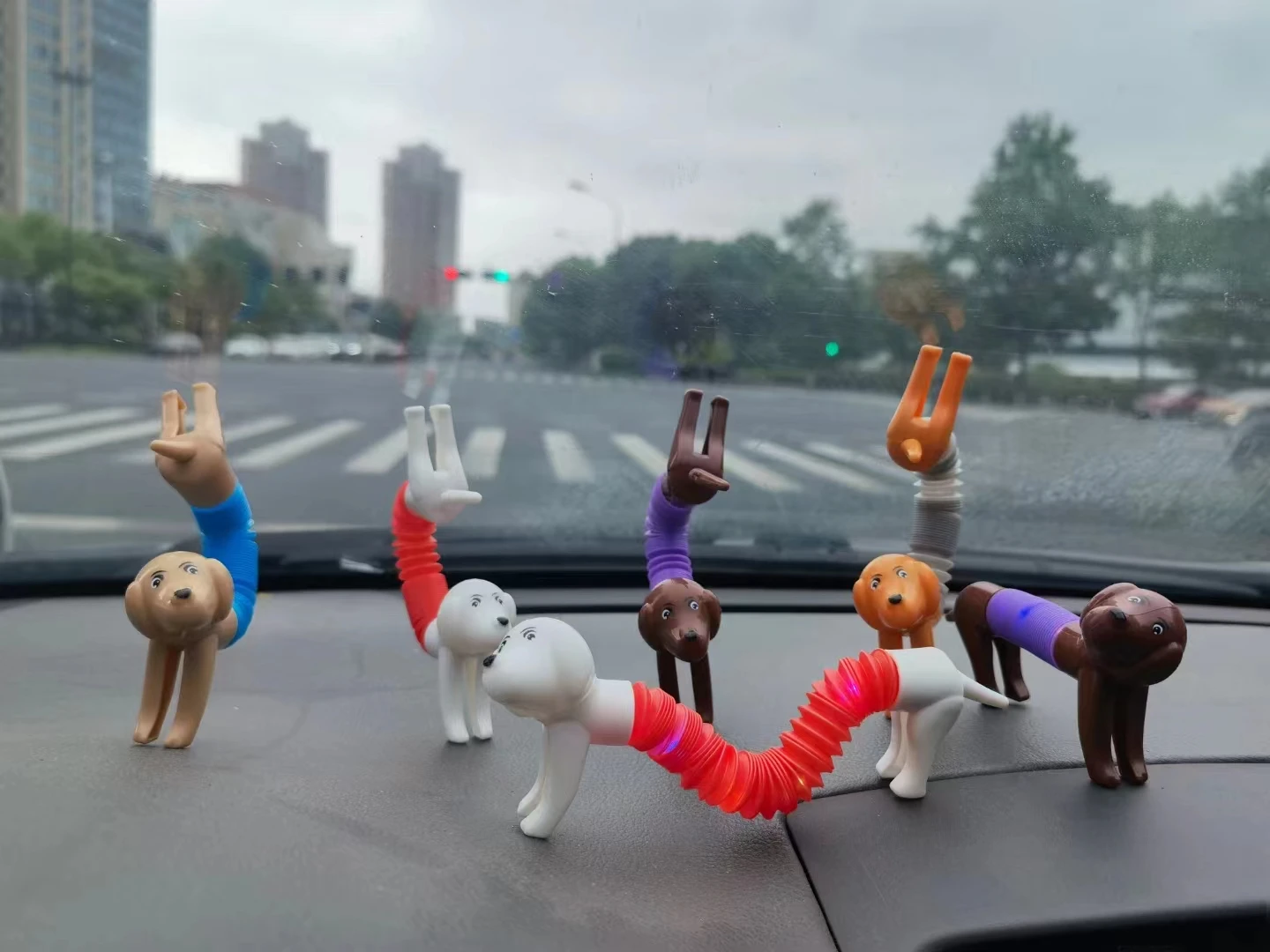 2022 Newest Dog Design Tubes Sensory Toys Decompression Fidget Stress Anxiety Relief Spring Dog Kids Fidget Pop Toy