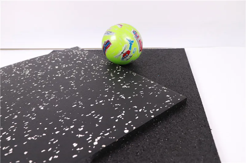 Sound-absorption shock absorption protective rubber tile