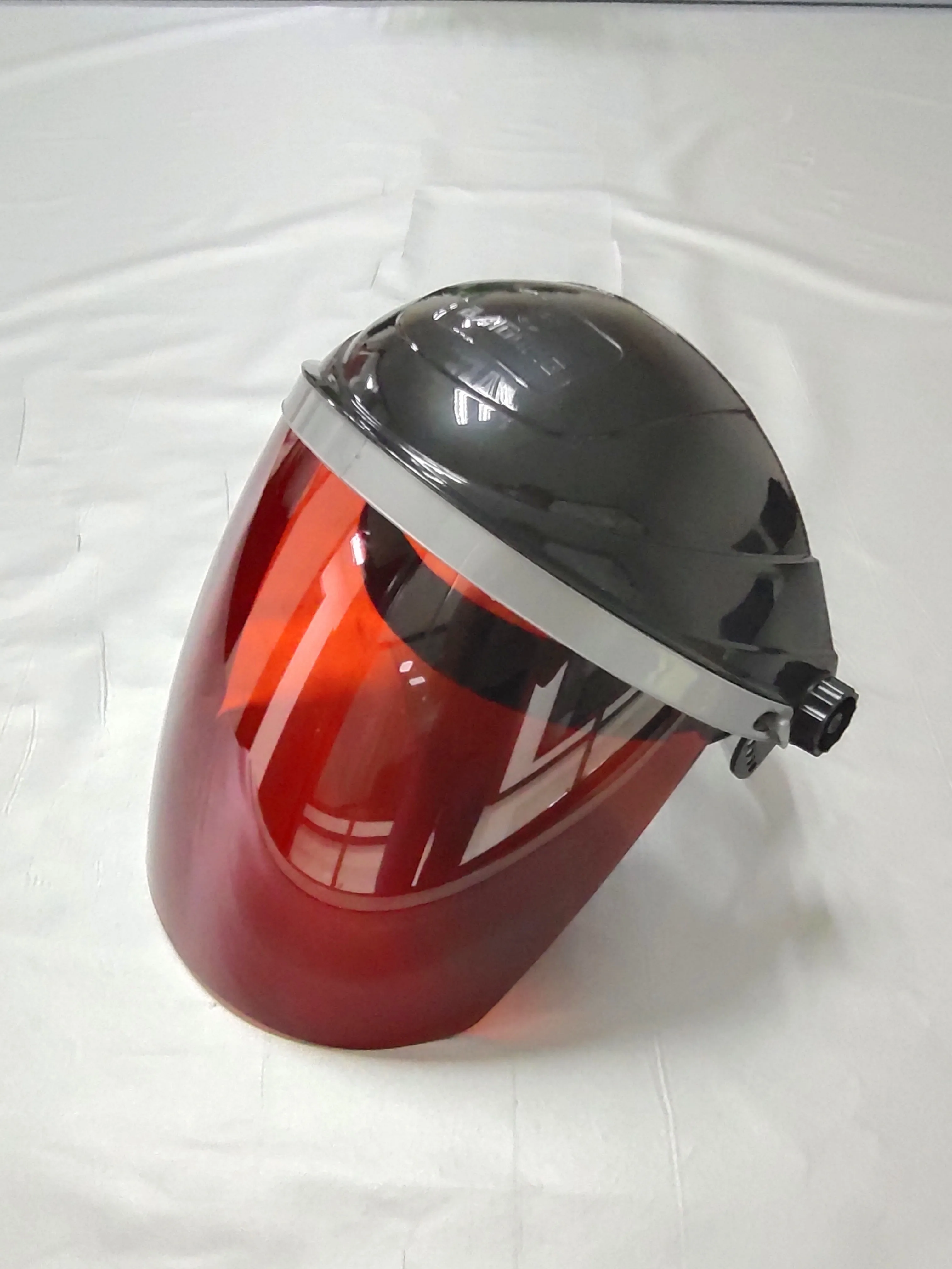 Protective full face shield black top PC face shield tinted safety face shields high temperature resistance